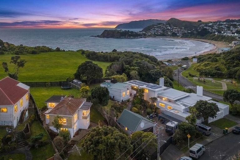 Photo of property in 56 Tireti Road, Titahi Bay, Porirua, 5022