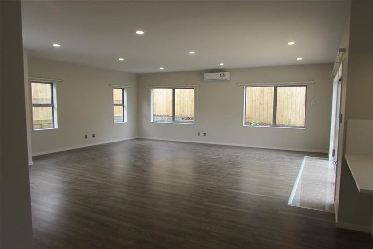 Photo of property in 38a Archers Road, Glenfield, Auckland, 0629