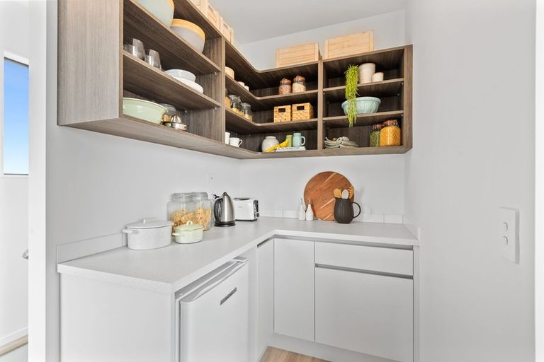 Photo of property in 2 Cadwil Drive, Beachlands, Auckland, 2018