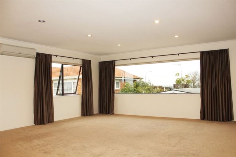 Photo of property in 205d Pakuranga Road, Pakuranga, Auckland, 2010