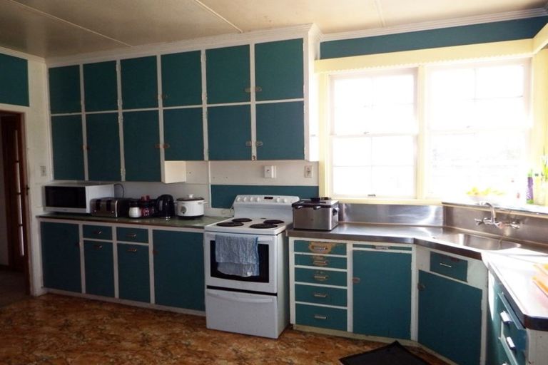 Photo of property in 26 Pukepapa Road, Marton, 4710