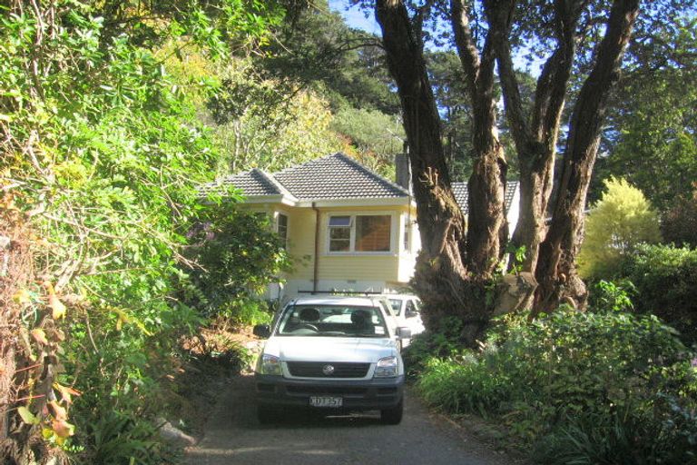 Photo of property in 6 Huia Road, Days Bay, Lower Hutt, 5013