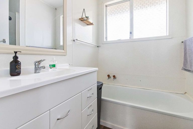 Photo of property in 58 Pandora Avenue, Sunnybrook, Rotorua, 3015