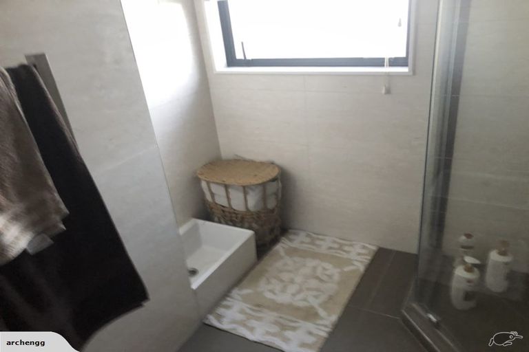 Photo of property in 131 Redoubt Road, Goodwood Heights, Auckland, 2105