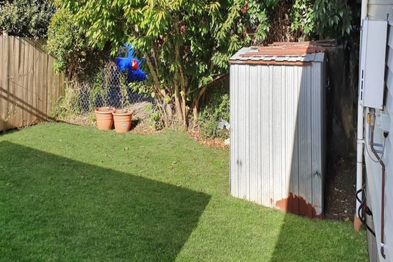 Photo of property in 91 Coronation Road, Mangere Bridge, Auckland, 2022