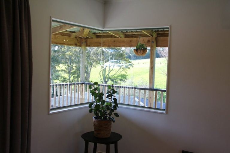 Photo of property in 32 Marshall Road, Kaiwaka, 0573