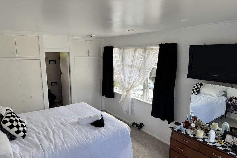 Photo of property in 33 Black Beech Street, Birchville, Upper Hutt, 5018