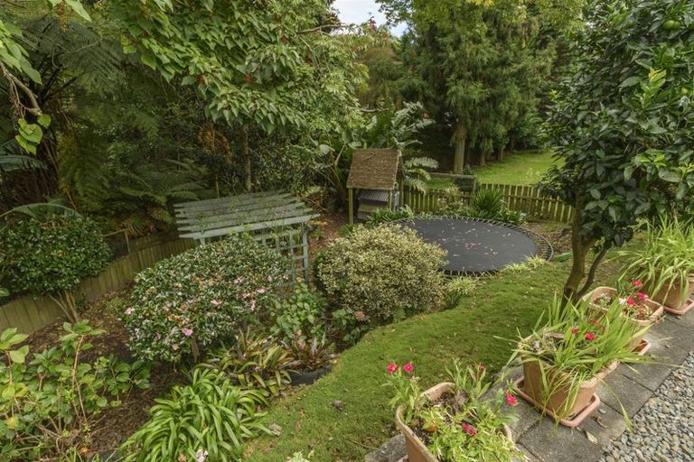 Photo of property in 77 Resolution Road, Welcome Bay, Tauranga, 3112