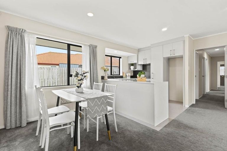 Photo of property in 9 Glen Osborne Terrace, Flat Bush, Auckland, 2019