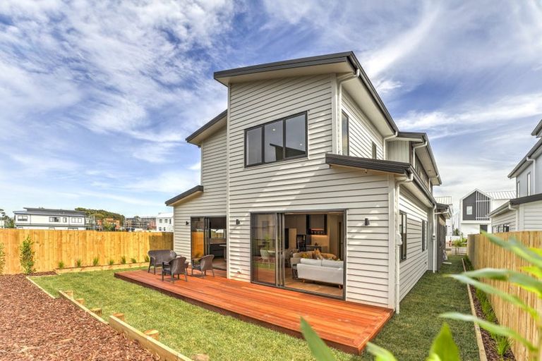 Photo of property in 4 Pukeko Road, Hobsonville, Auckland, 0616