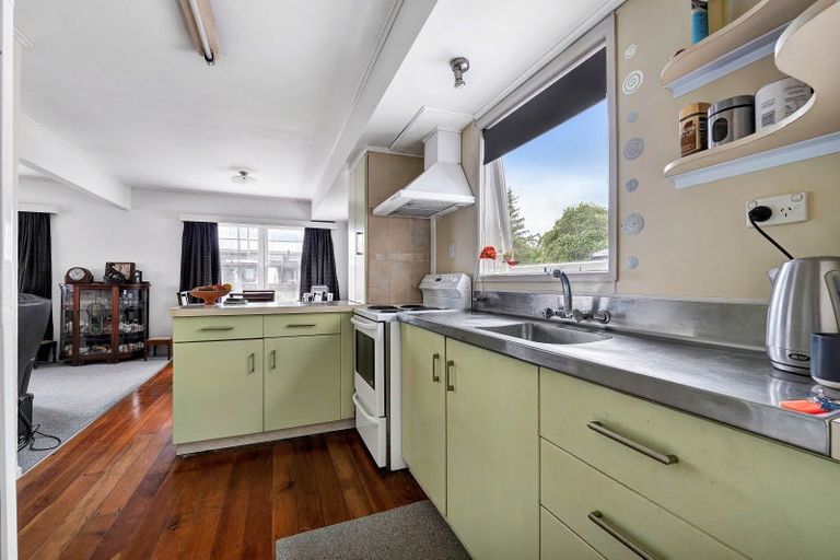 Photo of property in 1 Regan Street, Stratford, 4332