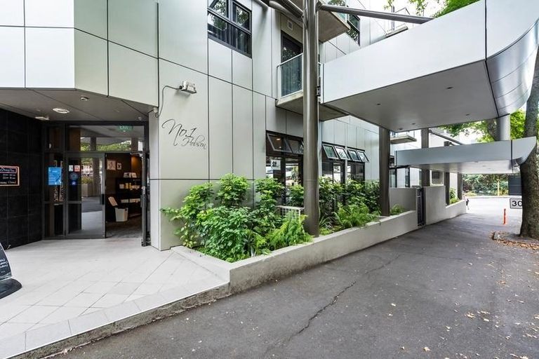 Photo of property in 1 Hobson Street, Maeroa, Hamilton, 3200