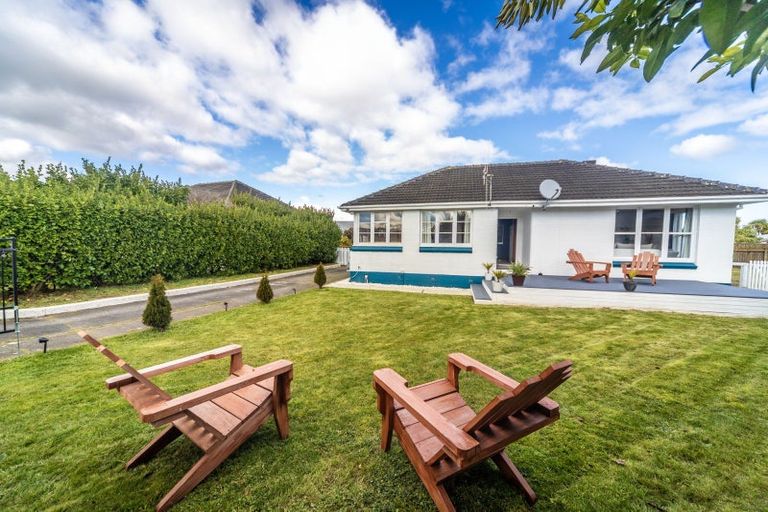 Photo of property in 16 Leicester Street, Terrace End, Palmerston North, 4410