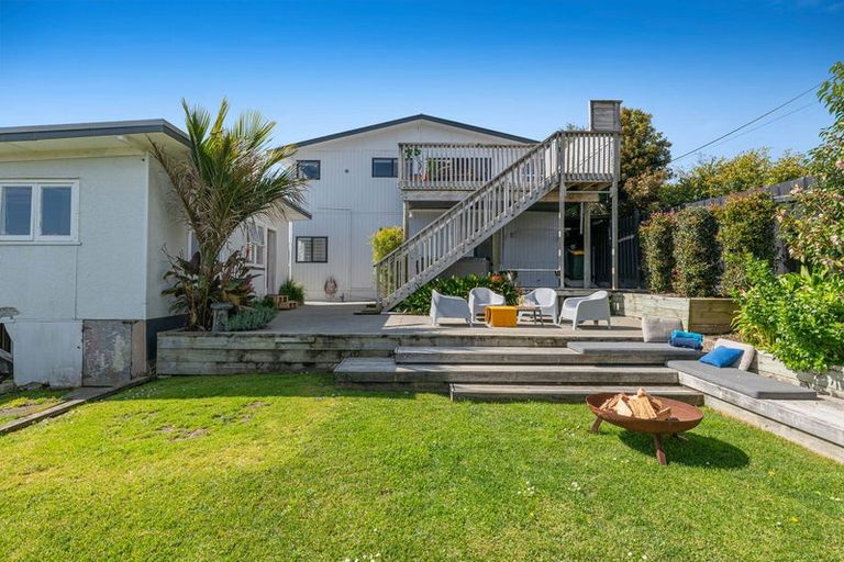 Photo of property in 30 Foster Crescent, Snells Beach, 0920