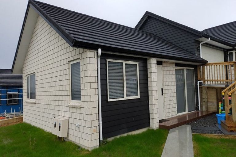 Photo of property in 9 Paiaka Place, Rototuna North, Hamilton, 3210