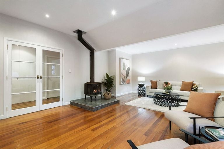 Photo of property in 1/21 Belmont Terrace, Milford, Auckland, 0620