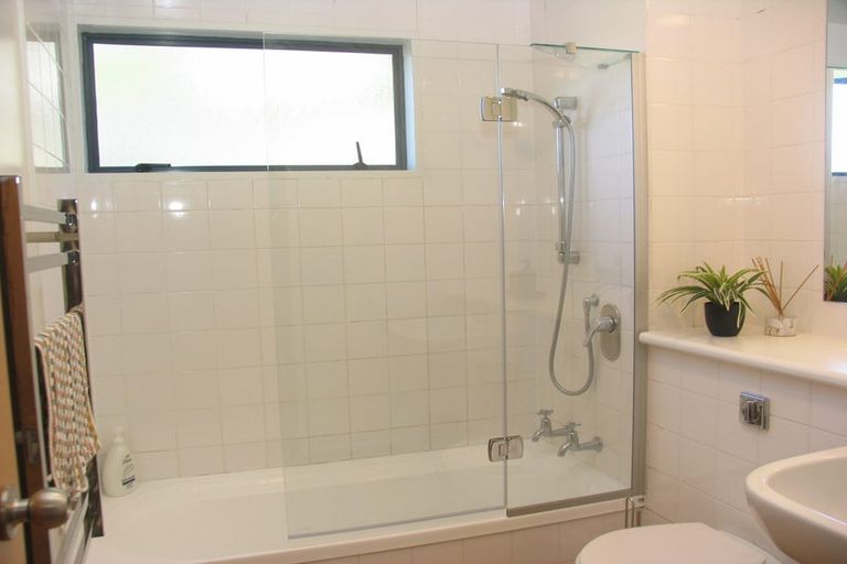 Photo of property in 21b Marina Drive, Frankton, Queenstown, 9300