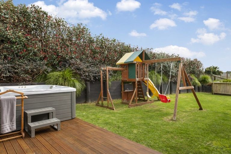 Photo of property in 12 Fleur Place, Te Puke, 3119