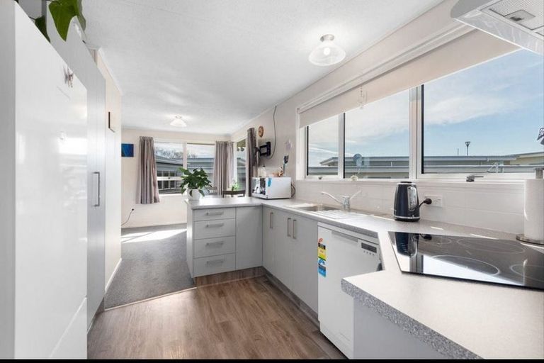 Photo of property in 38 Doon Street, Mosgiel, 9024