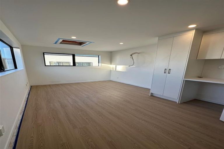 Photo of property in 103b Grove Road, Papakura, 2110