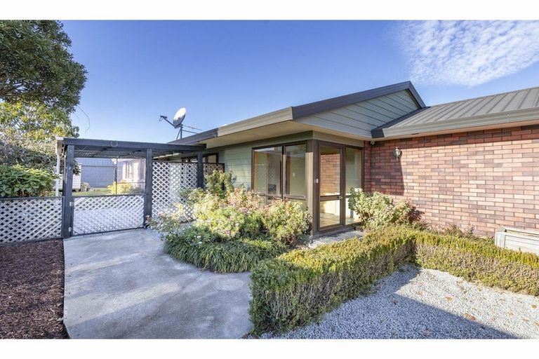 Photo of property in 154 West Belt, Rangiora, 7400