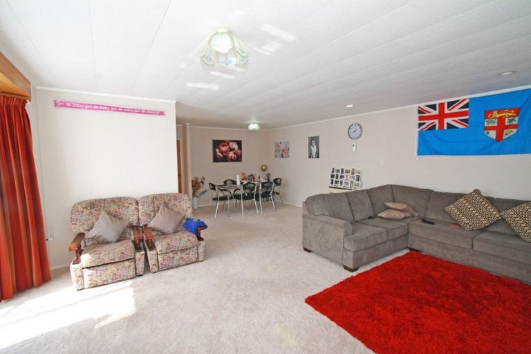 Photo of property in 229a Mangorei Road, Merrilands, New Plymouth, 4312