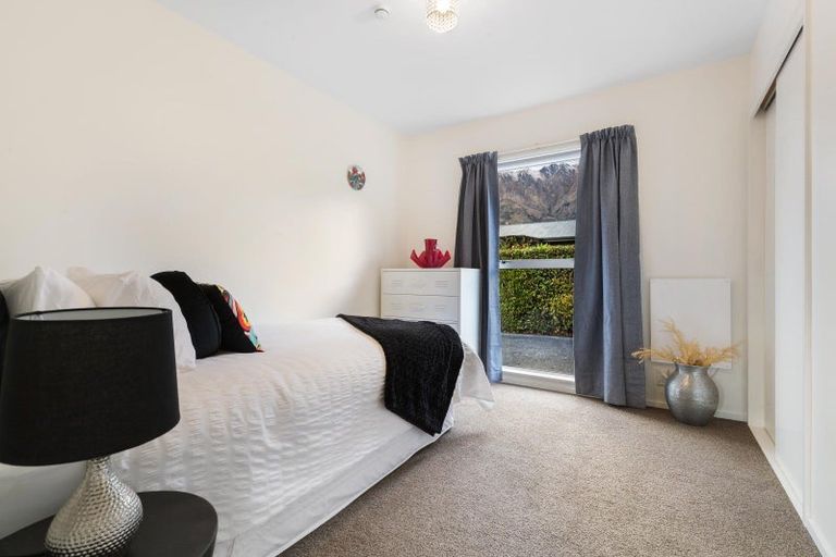 Photo of property in 17 Kawarau Place, Frankton, Queenstown, 9300