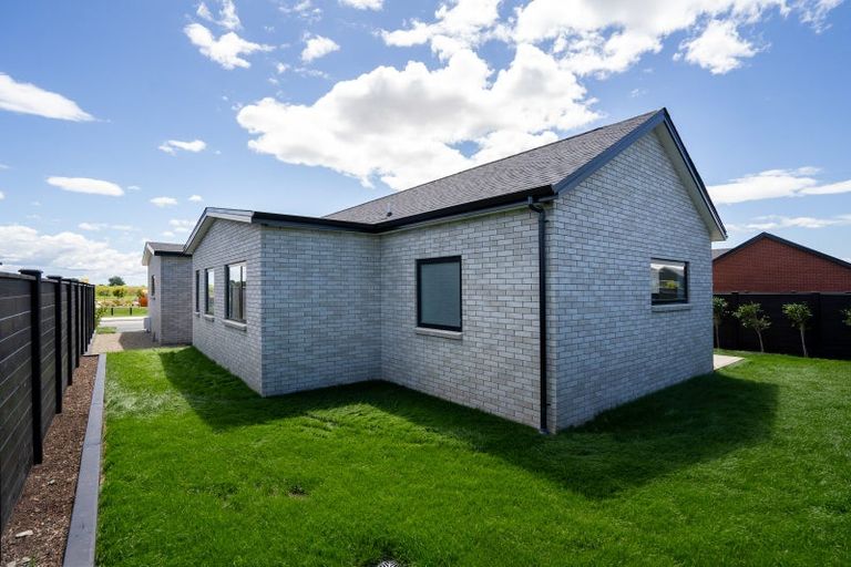 Photo of property in 38 Isobel Hodgson Drive, Cambridge, 3434