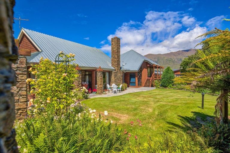 Photo of property in 36 Warren Street, Wanaka, 9305