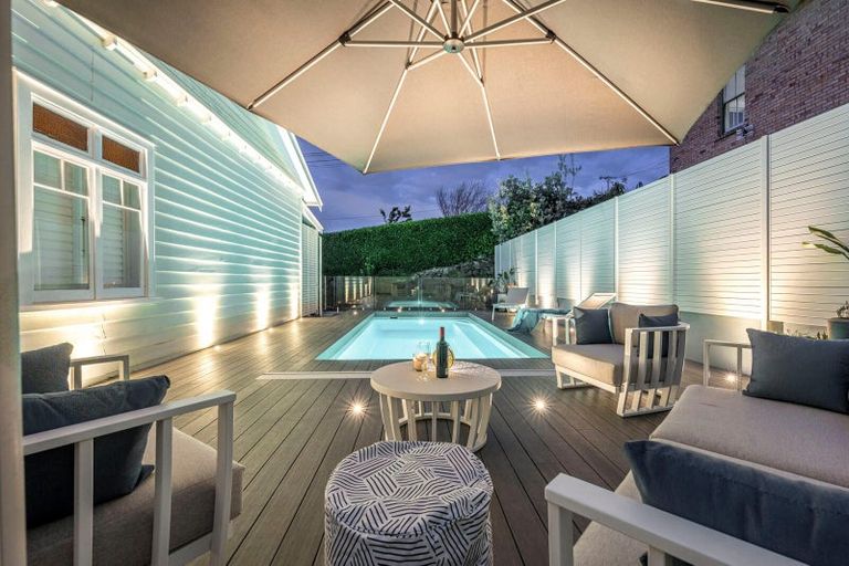 Photo of property in 2a Ellerton Road, Mount Eden, Auckland, 1024