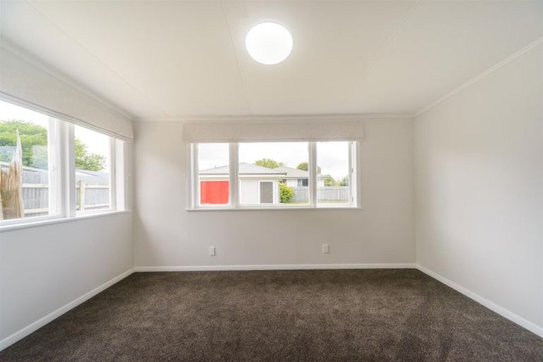 Photo of property in 9 Bull Street, Bulls, 4818