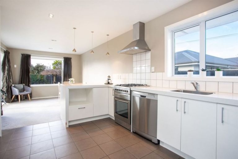 Photo of property in 20 Greenhaven Drive, Burwood, Christchurch, 8083