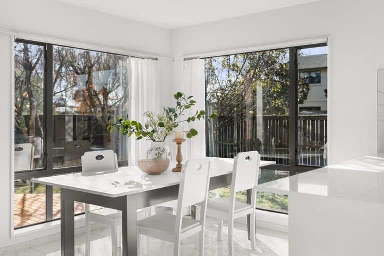 Photo of property in 1 Ryeland Avenue, Ilam, Christchurch, 8041