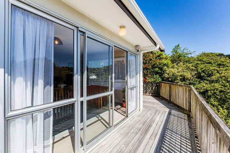 Photo of property in 21 Staithes Drive North, Whitby, Porirua, 5024