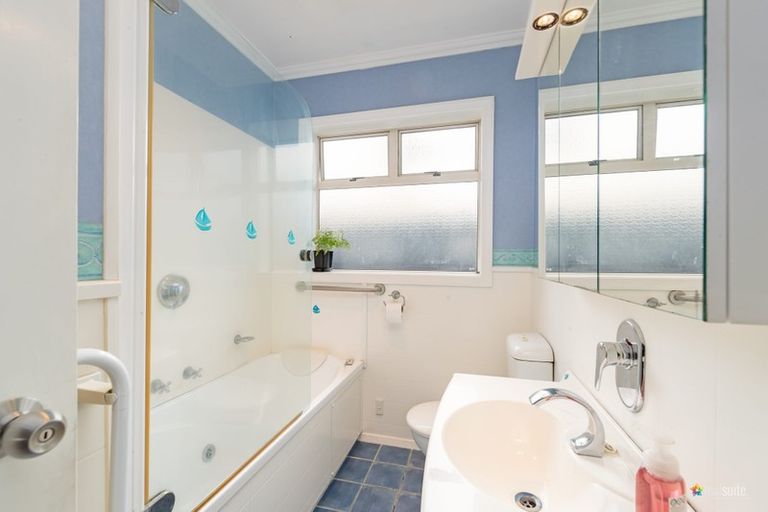 Photo of property in 17 Murray Street, Wallaceville, Upper Hutt, 5018