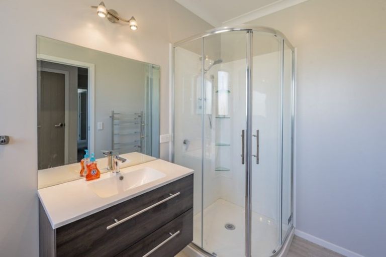 Photo of property in 12 Seagrass Place, Otaki Beach, Otaki, 5512