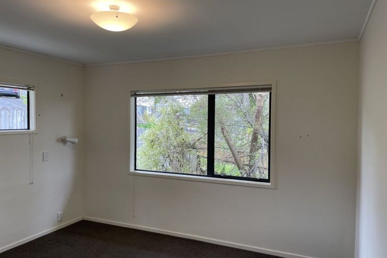 Photo of property in 69 Lynden Avenue, Hillcrest, Auckland, 0627