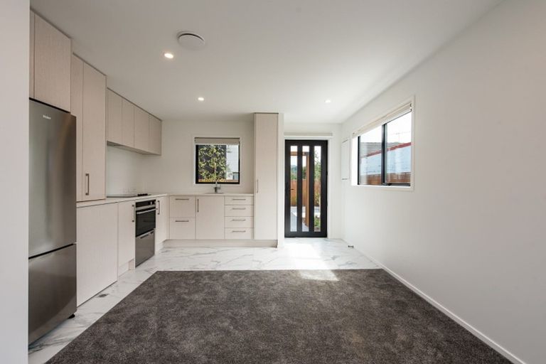 Photo of property in Riverena Flats, 377 Barbadoes Street, Christchurch Central, Christchurch, 8011