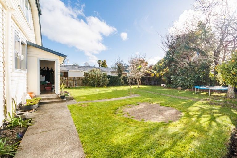 Photo of property in 100 Marne Street, Hokowhitu, Palmerston North, 4410