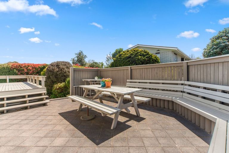 Photo of property in 11 Richmond Avenue, Richmond Heights, Taupo, 3330