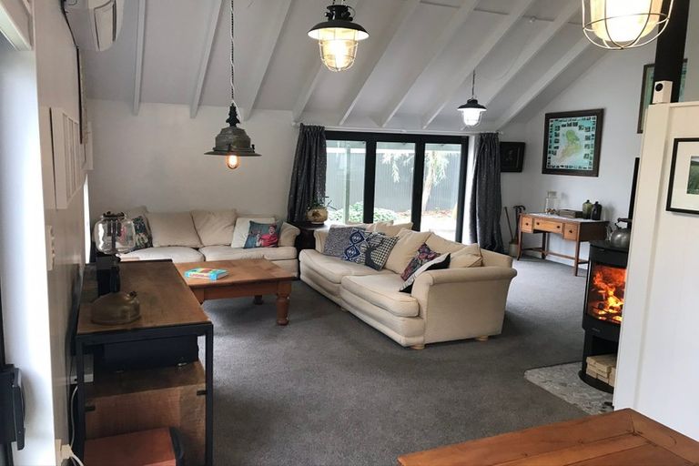 Photo of property in 69 Lipscombe Crescent, Havelock North, 4130