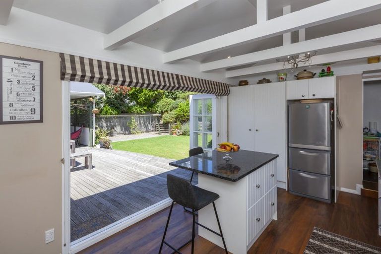 Photo of property in 131 Rosetta Road, Raumati South, Paraparaumu, 5032