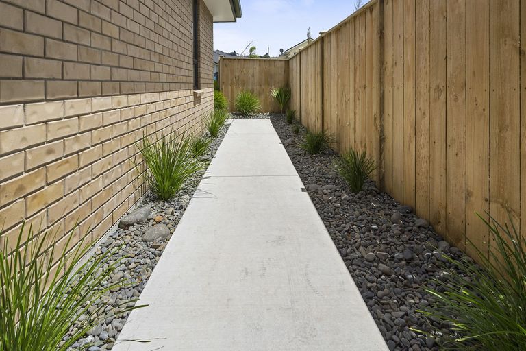 Photo of property in 13 Millbrae Place, Pokeno, 2402