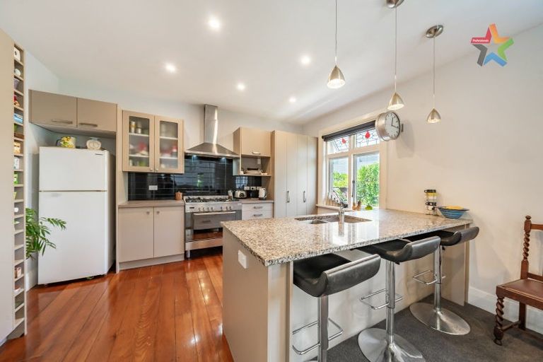 Photo of property in 17 Tama Street, Alicetown, Lower Hutt, 5010