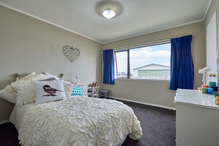 Photo of property in 87 Parnell Heights, Kelvin Grove, Palmerston North, 4414