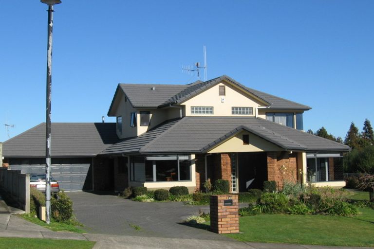 Photo of property in 48 Greenfield Drive, Western Heights, Hamilton, 3200