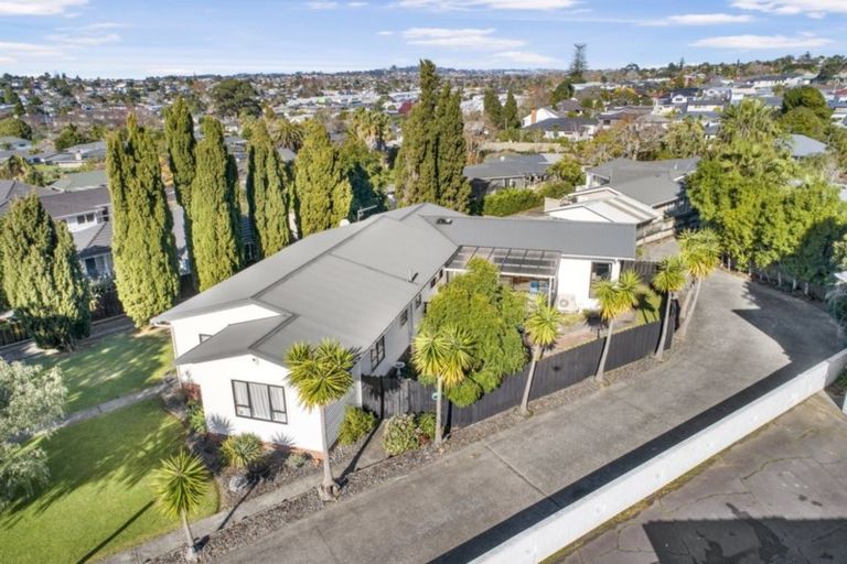 Photo of property in 55 Howe Street, Howick, Auckland, 2014