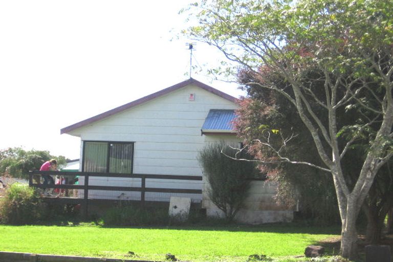 Photo of property in 7 Posa Avenue, Henderson, Auckland, 0612