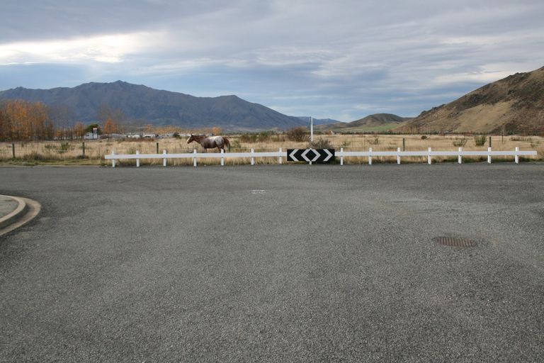 Photo of property in 4 Cirrus Place, Omarama, 9412