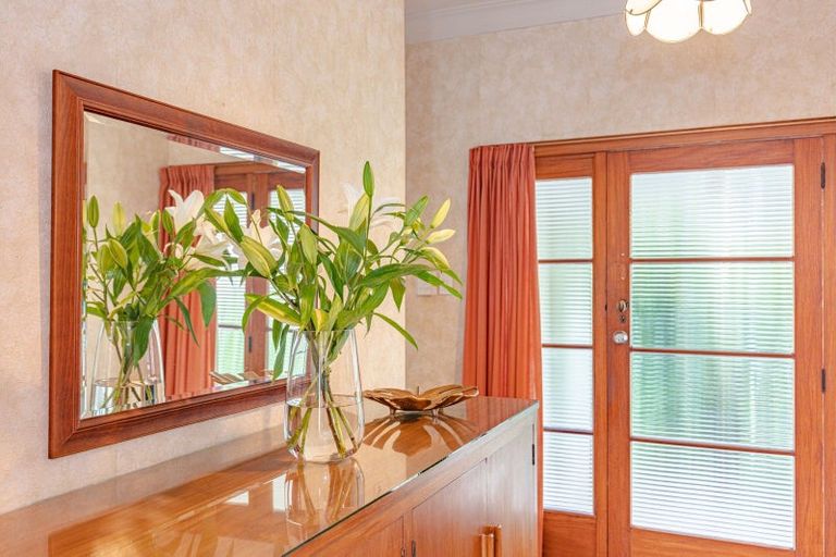 Photo of property in 7 Taranaki Street, Saint Johns Hill, Whanganui, 4501